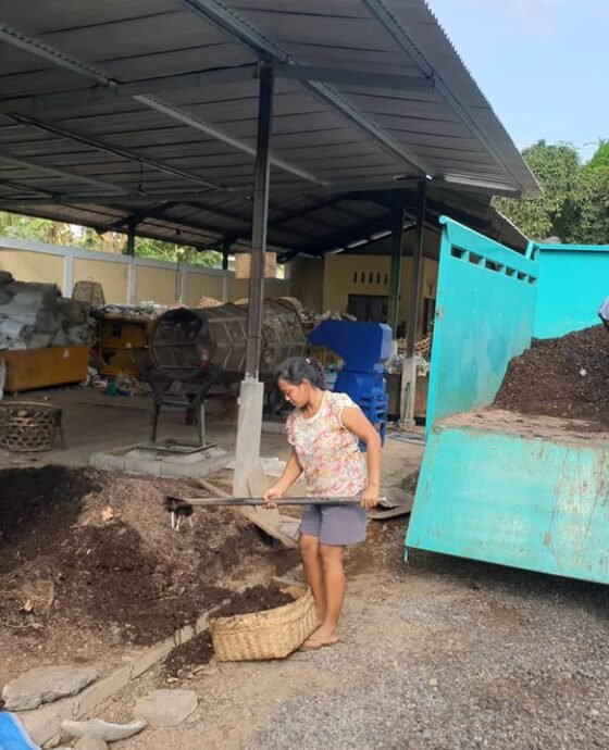 Kilas Balik 2020, Kolaborasi PMK dan Dinas Lingkungan Hidup Buleleng untuk Atasi Sampah Organik