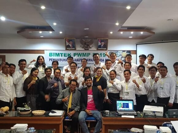 Petani Muda Keren: Inspirasi untuk Masa Depan Pertanian!