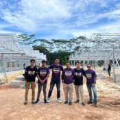 foto-bersama-pmk-di-proyek-greenhouse