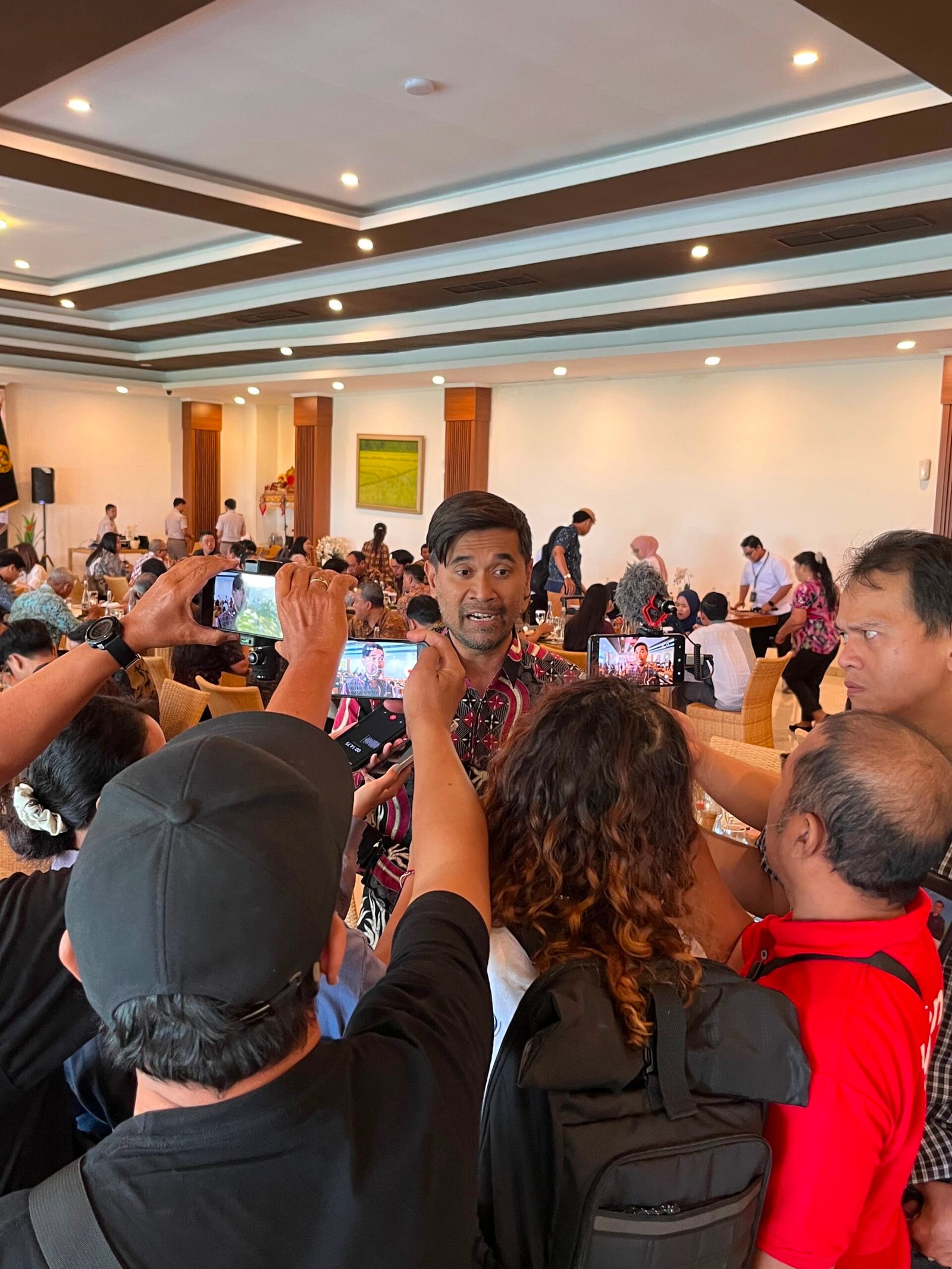Agung Wedhatama menyampaikan aspirasi eksportir dan petani Bali