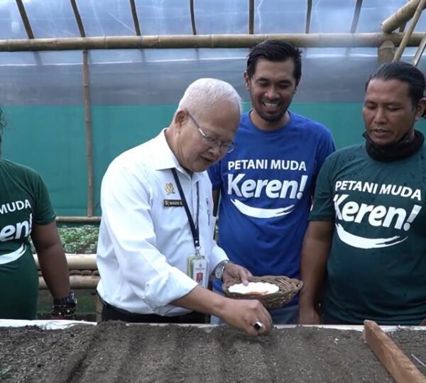 Bersama Bapak Wasis Sarjono