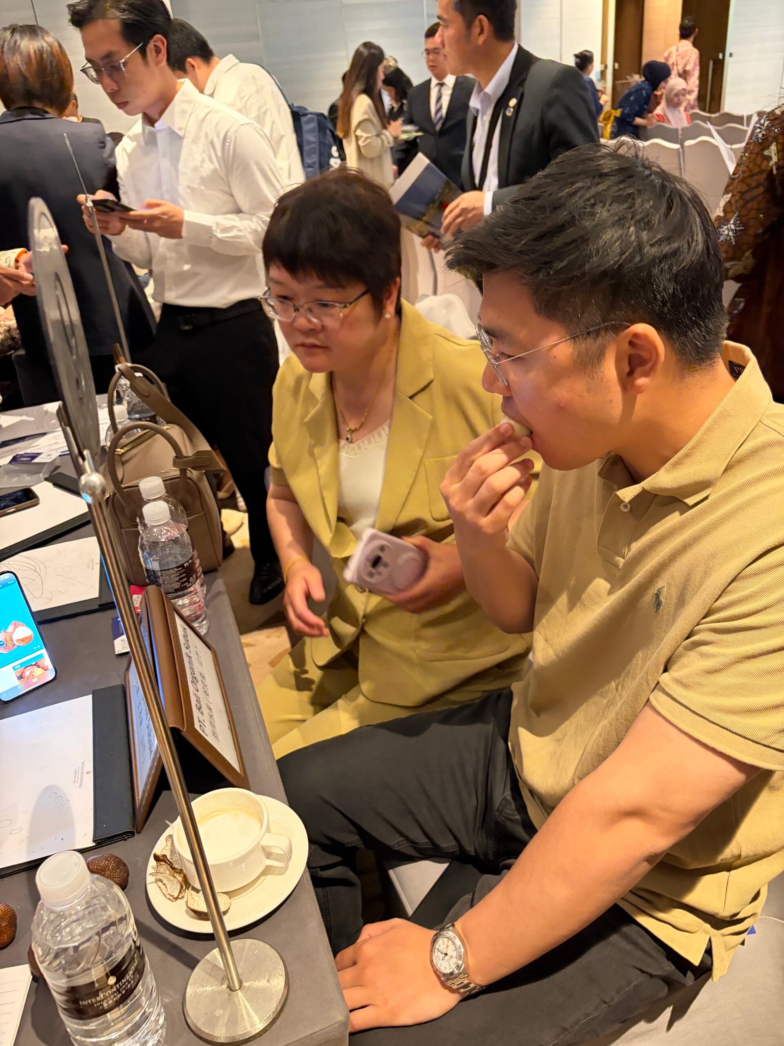 Suasana pertemuan bisnis Indonesia dan Tiongkok di Shanghai