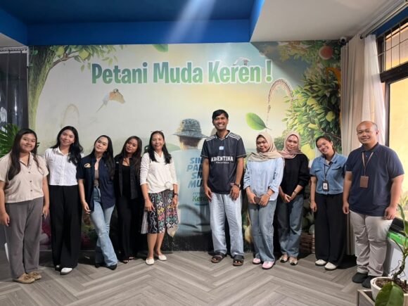 6 Mahasiswa Universitas Udayana Ikuti Magang Berdampak di Koperasi Petani Muda Keren, Kembangkan Produk Juice Sehat