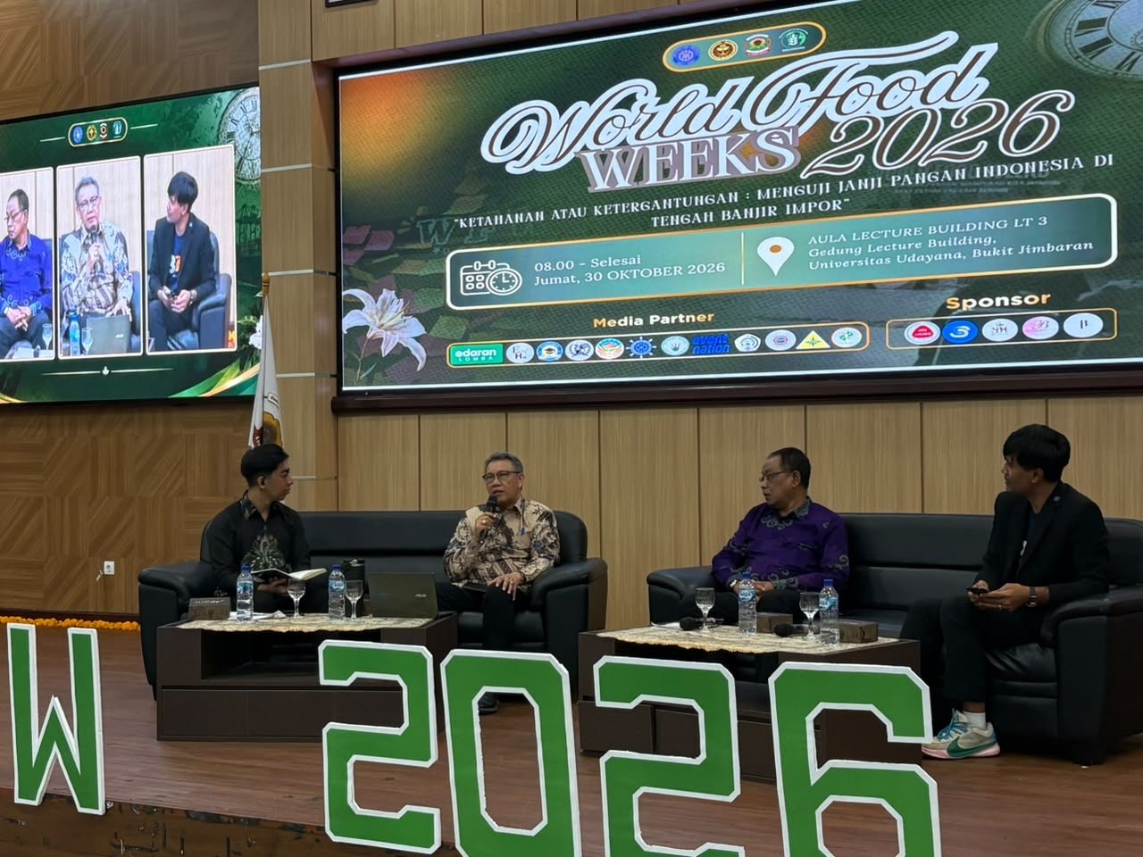 Pemutaran dokumentasi pertanian dalam diskusi World Food Weeks 2026.